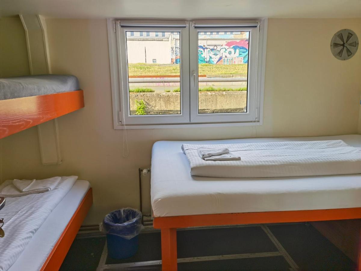 Shipotel-berlin Gmbh, Shipotel Eastern & Shipotel Western 2* Berlino