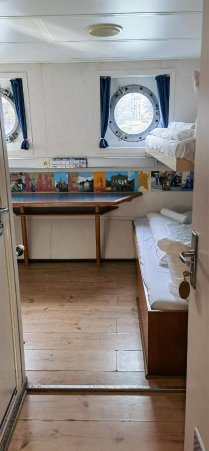 Shipotel-berlin Gmbh, Shipotel Eastern & Shipotel Western Hotel 2*