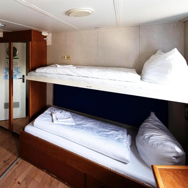 Hotel Shipotel-berlin Gmbh, Shipotel Eastern & Shipotel Western Berlino