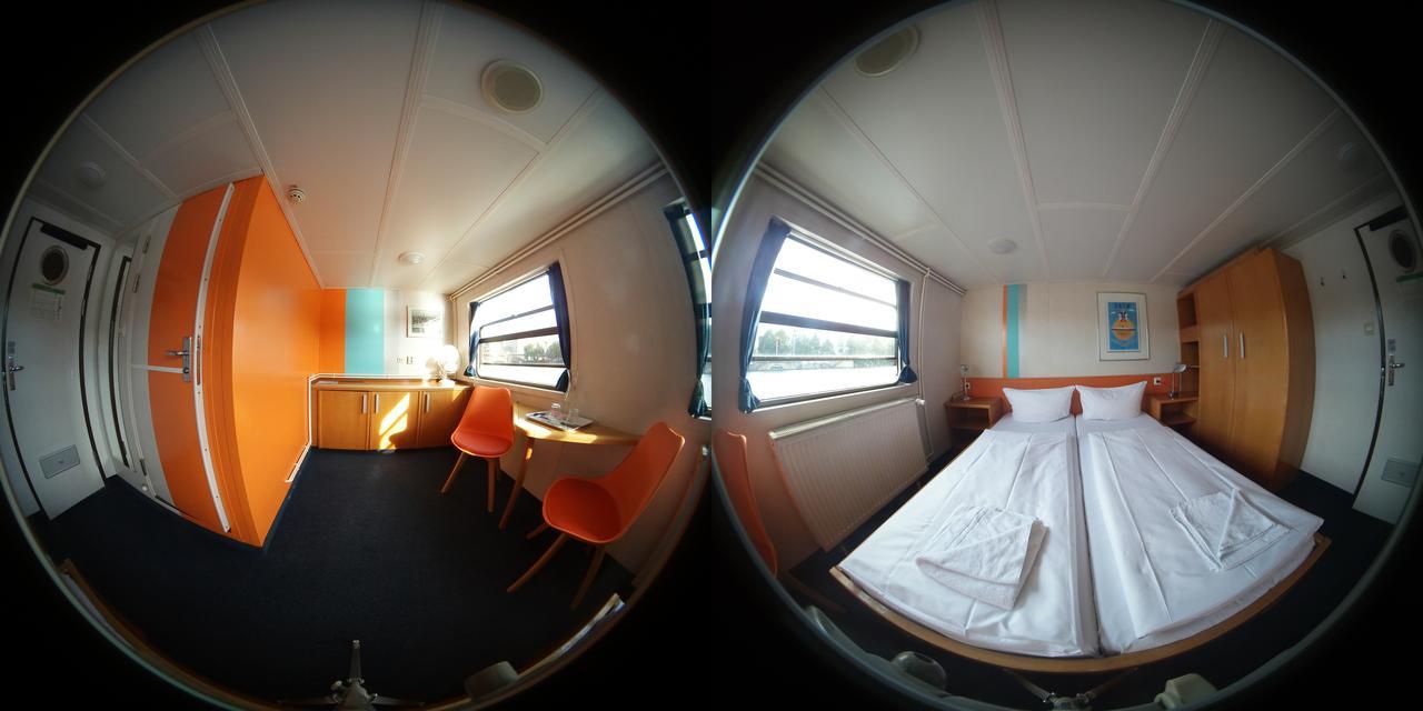 Shipotel-berlin Gmbh, Shipotel Eastern & Shipotel Western Hotel 2*