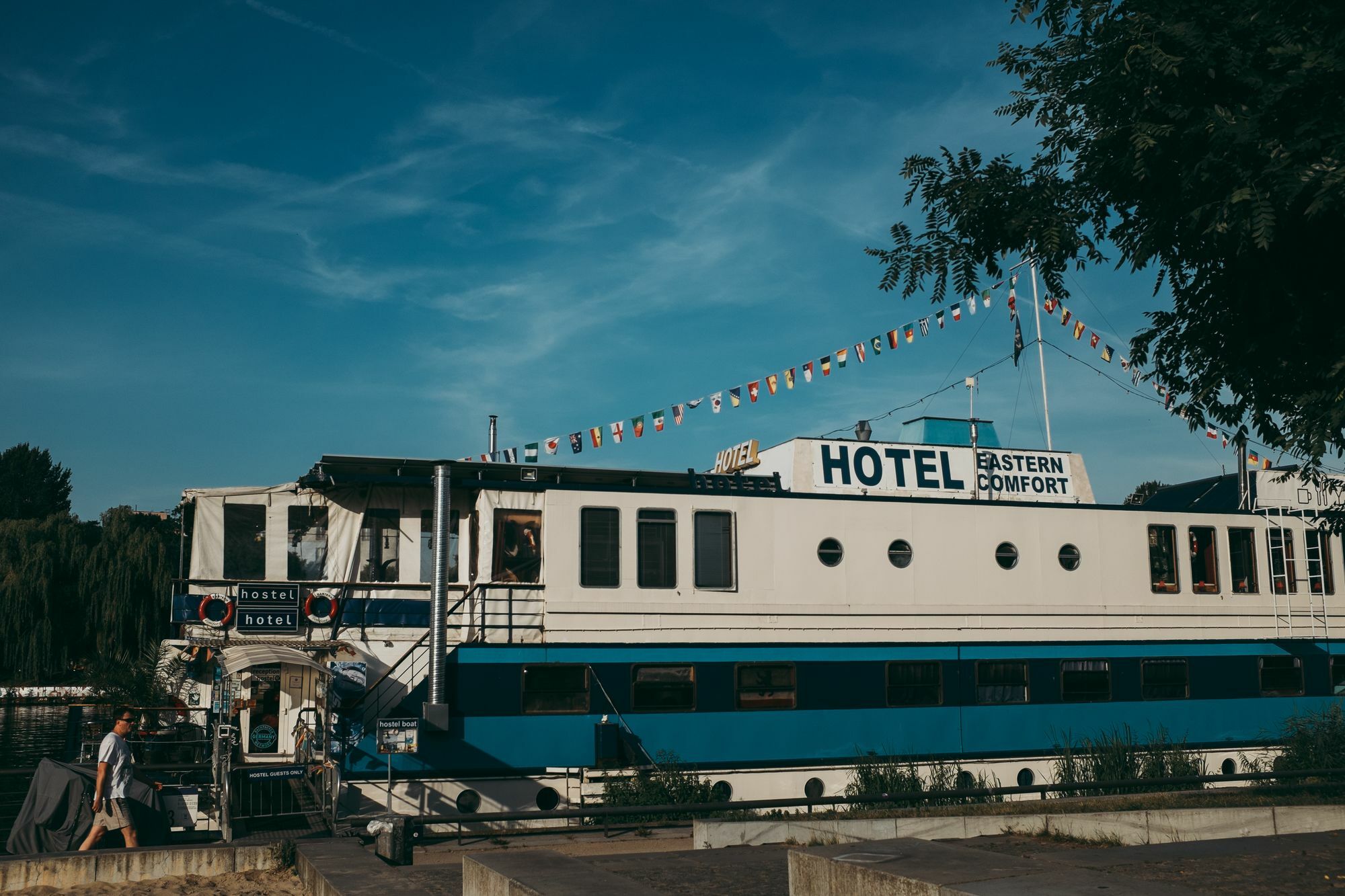 Shipotel-berlin Gmbh, Shipotel Eastern & Shipotel Western Berlino